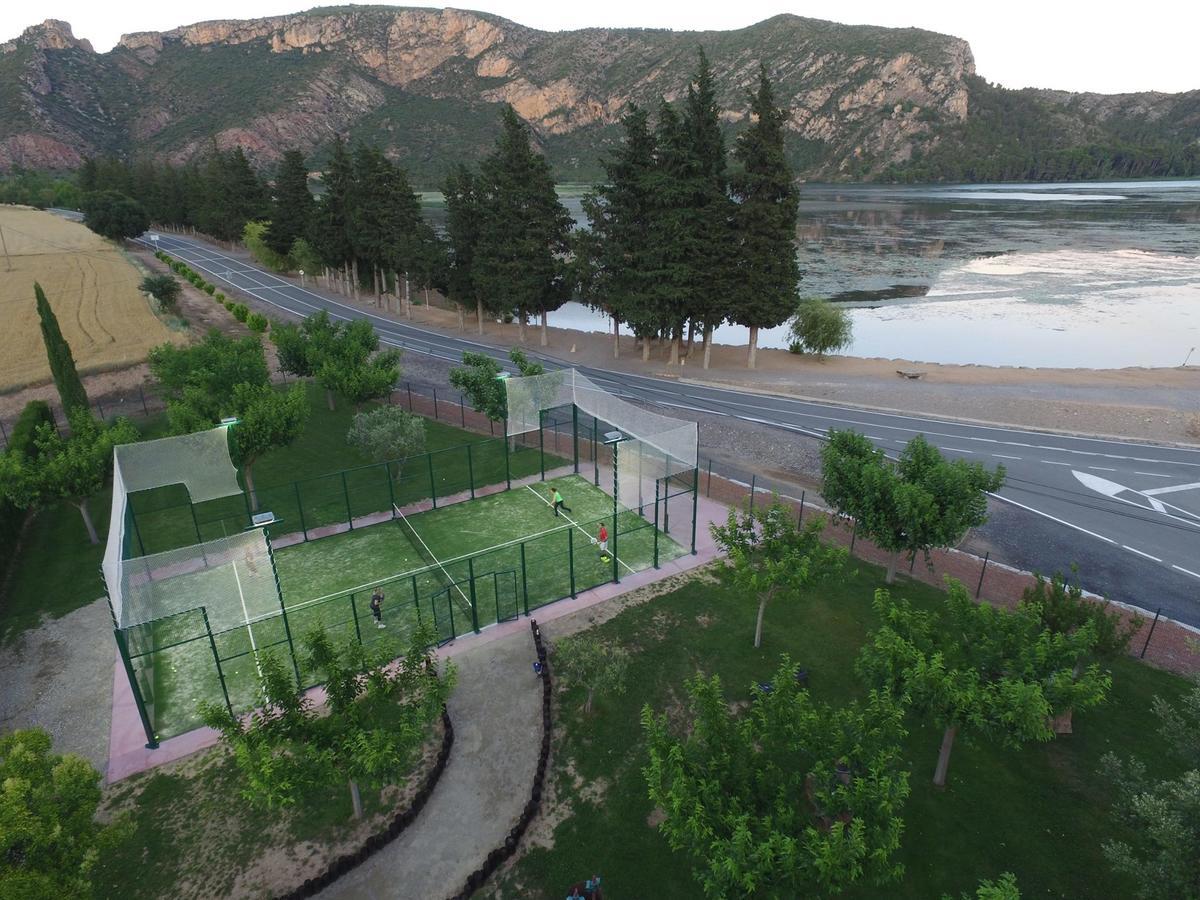 Sant Llorenç de Montgai La Noguera Camping מראה חיצוני תמונה